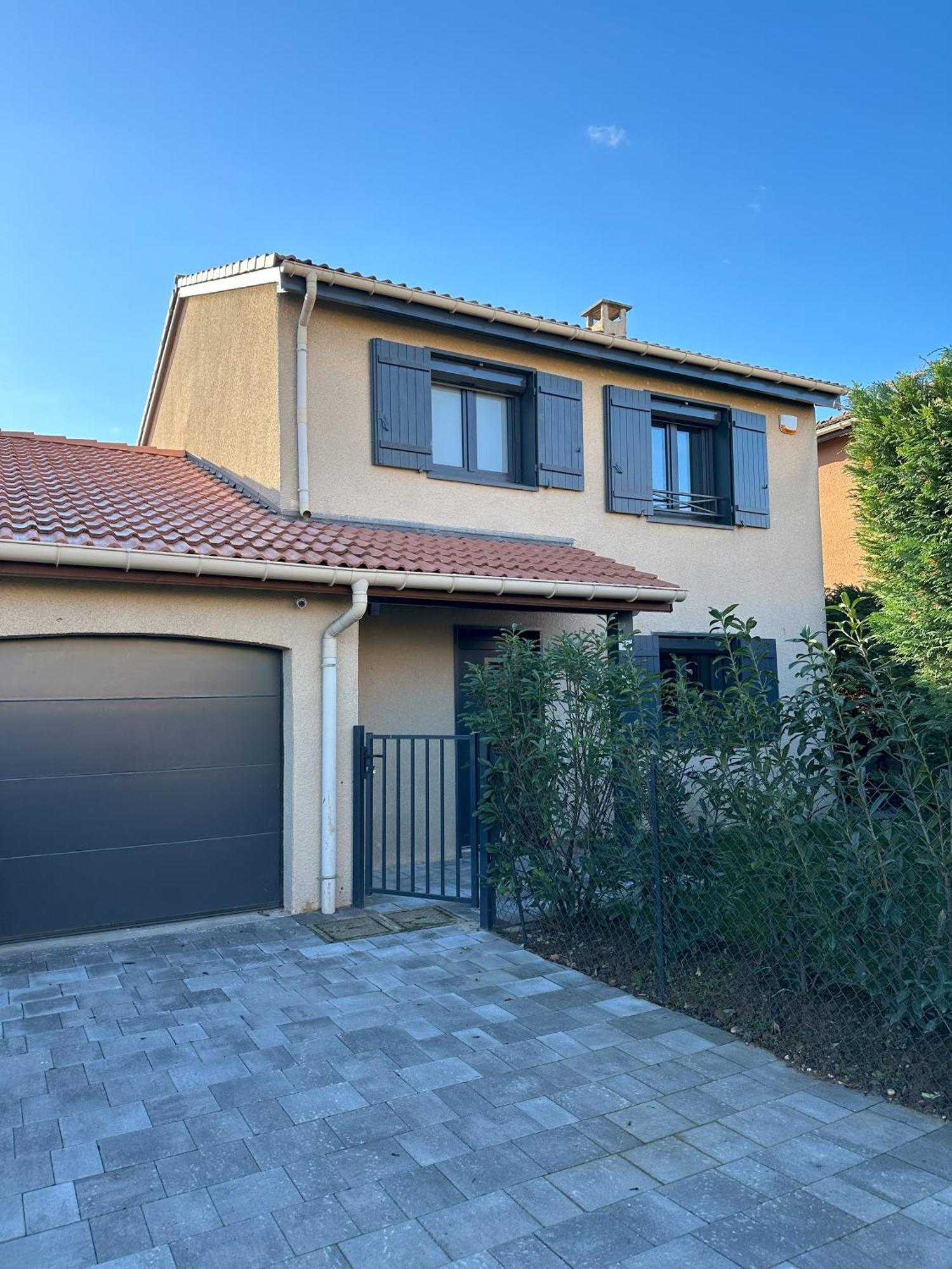 Sunny House - Villa 4 Chambres - Saint Genis Les Ollieres Екстериор снимка